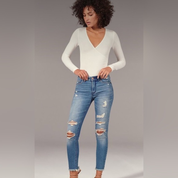 Abercrombie & Fitch Curve Love The Super Skinny Ankle High Rise Jeans Size 27 - Picture 1 of 9